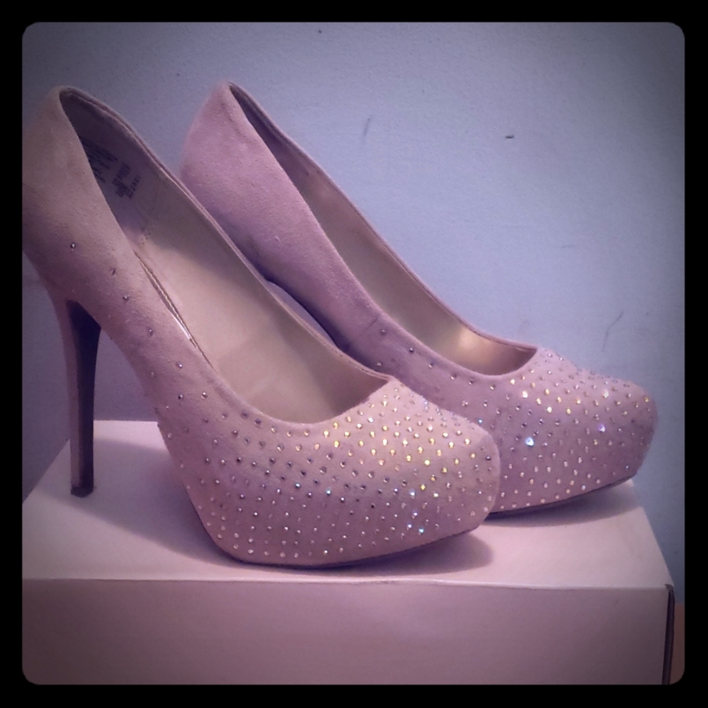 Brash Beige Sparkle Pumps